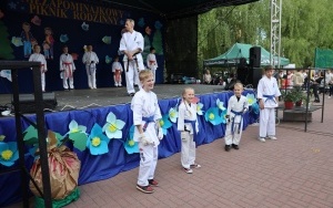 Niezapominajkowy Piknik Rodzinny w Chmielniku  (12)
