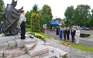 Pomnik Jana Pawła II (7)