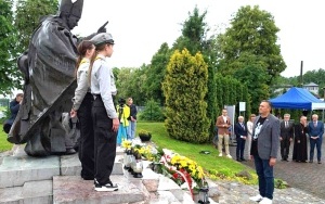 Pomnik Jana Pawła II (8)