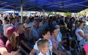 Tłumy Ludzi na XVI Powiatowym Przeglądzie Orkiestr Dętych w Daleszycach (5)