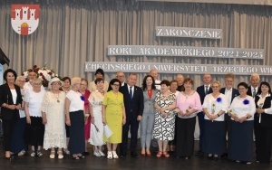 Zakończenie roku akademickiego Chęcińskiego Uniwersytetu Trzeciego Wieku (12)