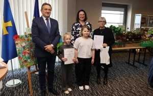 Wręczenie nagród w I Konkursie Plastycznym „Mieszkańcy łąki” (6)