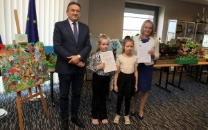 Wręczenie nagród w I Konkursie Plastycznym „Mieszkańcy łąki” (7)