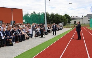 Otwarcie nowego internatu i kompleksu sportowego przy PZS w Łopusznie (7)
