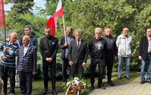 Pomnik Rzezi Wołyńskiej (1)