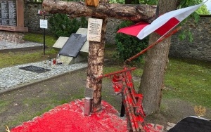 Pomnik Rzezi Wołyńskiej (8)