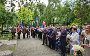 Pomnik Rzezi Wołyńskiej (13)
