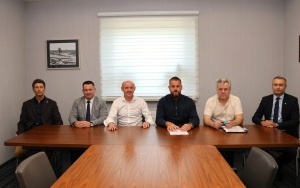 Podpisanie umowy na budowę chodnika w Korzecku (4)