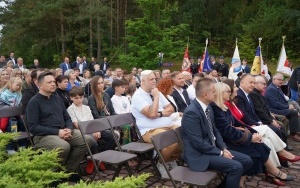 Bohaterscy lotnicy uczczeni w Gościńcu (2)