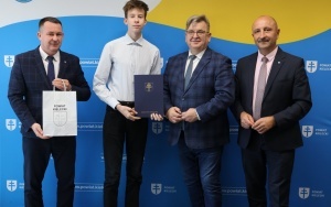 Stypendia Starosty Kieleckiego wręczone! (9)