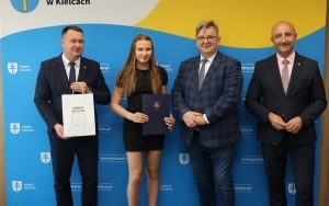 Stypendia Starosty Kieleckiego wręczone! (3)