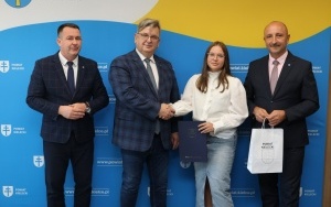 Stypendia Starosty Kieleckiego wręczone! (4)