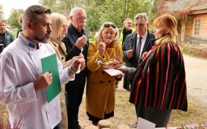 V Festiwal Smaków Babiego Lata- stoiska konkursowe (1)