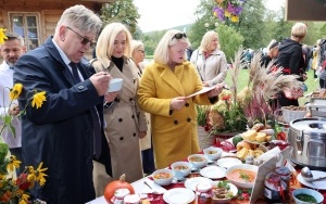 V Festiwal Smaków Babiego Lata- stoiska konkursowe (3)
