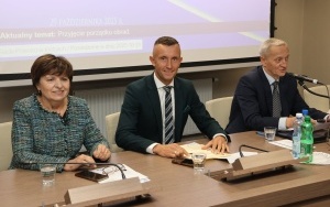 sesja rady powiatu (2)