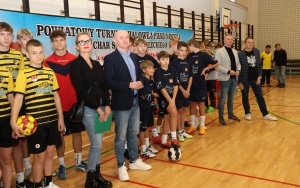 Powiatowy Turniej Halowej Piłki Nożnej o Puchar Starosty Kieleckiego  (1)