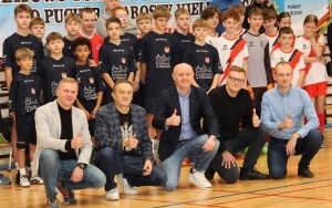 Powiatowy Turniej Halowej Piłki Nożnej o Puchar Starosty Kieleckiego  (6)