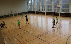 Powiatowy Turniej Halowej Piłki Nożnej o Puchar Starosty Kieleckiego  (3)