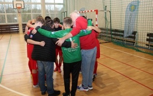 Powiatowy Turniej Halowej Piłki Nożnej o Puchar Starosty Kieleckiego  (9)