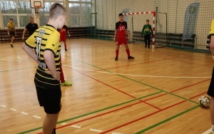 Powiatowy Turniej Halowej Piłki Nożnej o Puchar Starosty Kieleckiego  (13)