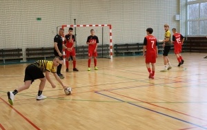 Powiatowy Turniej Halowej Piłki Nożnej o Puchar Starosty Kieleckiego  (14)