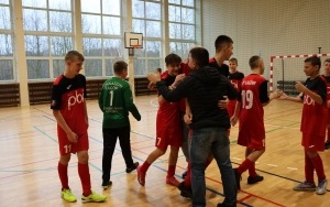 Powiatowy Turniej Halowej Piłki Nożnej o Puchar Starosty Kieleckiego  (11)