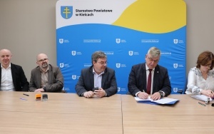 Przekazania gminom zadań prowadzenia biblioteki powiatowej (6)