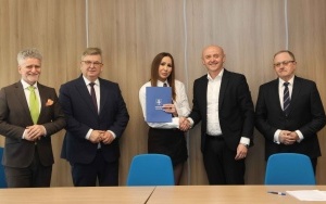 Umowy na rozpoczęcie działalności  (10)