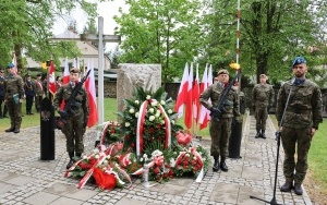 Uroczyste obchody Narodowego Dnia Zwycięstwa w Kielcach (13)