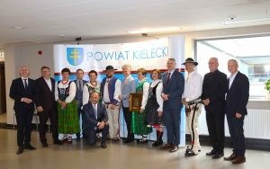 Umowa z powiatem nowotarskim (17)