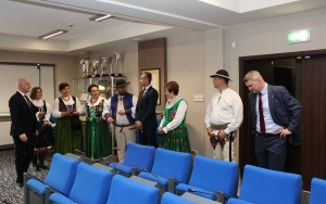 Umowa z powiatem nowotarskim (3)