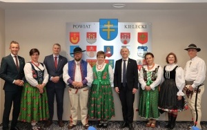 Umowa z powiatem nowotarskim (4)