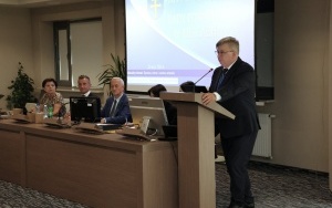 Sesja Rady Powiatu w Kielcach (5)
