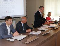 Absolutoryjna sesja Rady Powiatu w Kielcach 