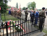 Hołd poległym pod Leszczynami