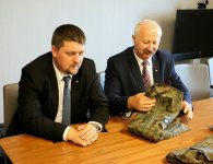 Społeczna Straż Rybacka z nowymi kamizelkami od powiatu