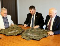 Społeczna Straż Rybacka z nowymi kamizelkami od powiatu