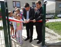 Uroczyste otwarcie placu zabaw w Pierzchnicy
