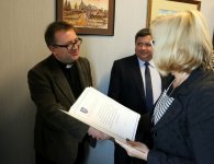 „Ślubuję rzetelnie pełnić mą powinność nauczyciela wychowawcy i opiekuna młodzieży”