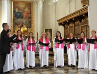 ,,Muzyka ma koronę w niebie a korzenie w ziemi” - XI Powiatowy Przegląd Zespołów Chóralnych 