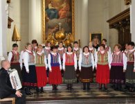,,Muzyka ma koronę w niebie a korzenie w ziemi” - XI Powiatowy Przegląd Zespołów Chóralnych 