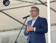 UROCZYSTE WMUROWANIE KAMIENIA WĘGIELNEGO POD BUDOWĘ FIRMY DAFI PRO S.A.