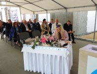 UROCZYSTE WMUROWANIE KAMIENIA WĘGIELNEGO POD BUDOWĘ FIRMY DAFI PRO S.A.
