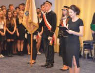 Ślubowanie uczniów klas pierwszych ZSP nr 5 w Łopusznie