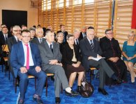 Ślubowanie uczniów klas pierwszych ZSP nr 5 w Łopusznie