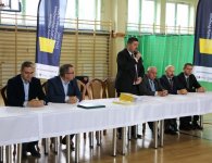 Podpisanie umowy w Zespole Szkół nr 3 w Chmielniku