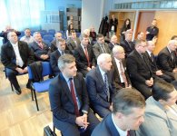 Promesy dotacyjne odebrał starosta kielecki Michał Godowki 