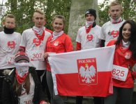 Zespoł Szkół Ponadgimnazjalnych Nr 1 w Bodzentynie na starcie IX Kieleckiego Biegu Niepodległości