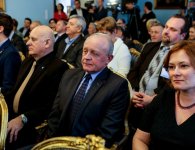 Jerzy Hoffman honorowym obywatelem Chęcin