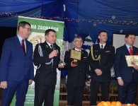 Statuetka „Wyróżnienie Gminy Zagnańsk” dla starosty kieleckiego Michała Godowskiego